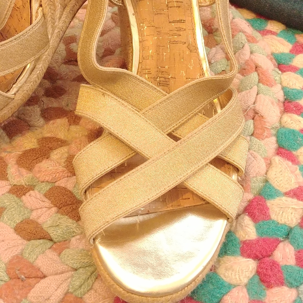 Merona gold strappy espadrilles - Picture 2 of 6